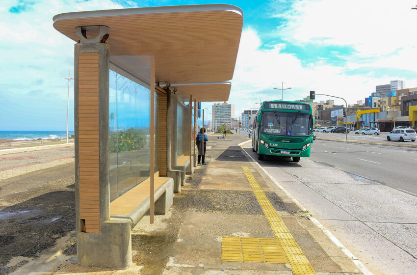 Mutirão: Semob realiza intervenções em abrigos de ônibus