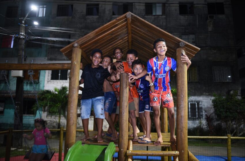 Prefeitura entrega quatro novos equipamentos de lazer e convivência em Pau da Lima